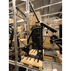 Utförsäljning TF Advanced Lat Pulldown