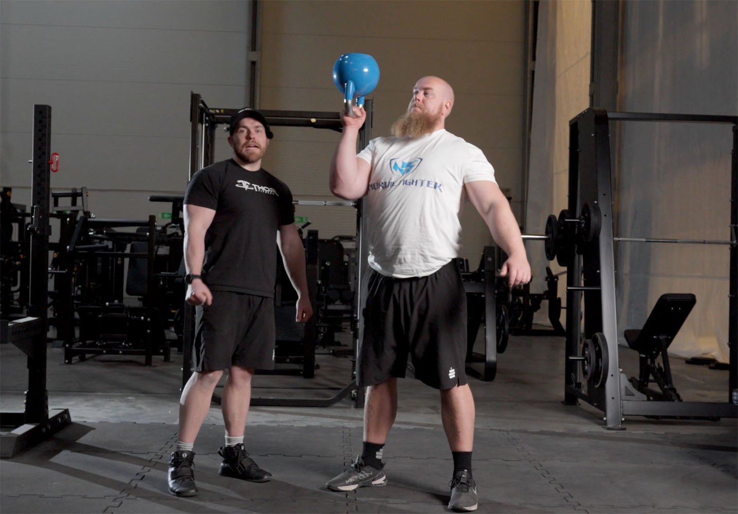 Så utför du Kettlebell press